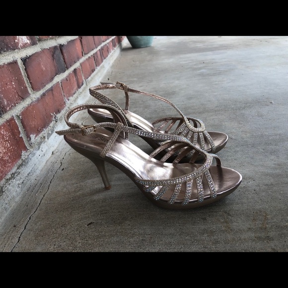 Silver Slipper High Heel - Picture 2 of 4
